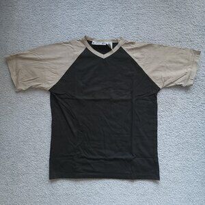 VINTAGE Randy River Genuine Y2K (made in late '90s) Vneck Baseball T MENS SIZE M